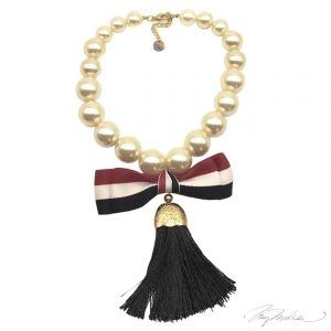 Collar Perlas y Lazo Colección Cervantes