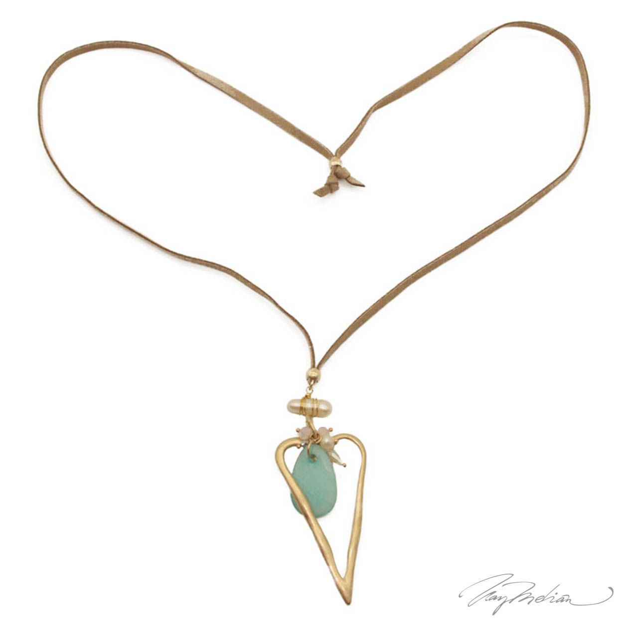 Collar Corazon Cuir de la Colección Cervantes