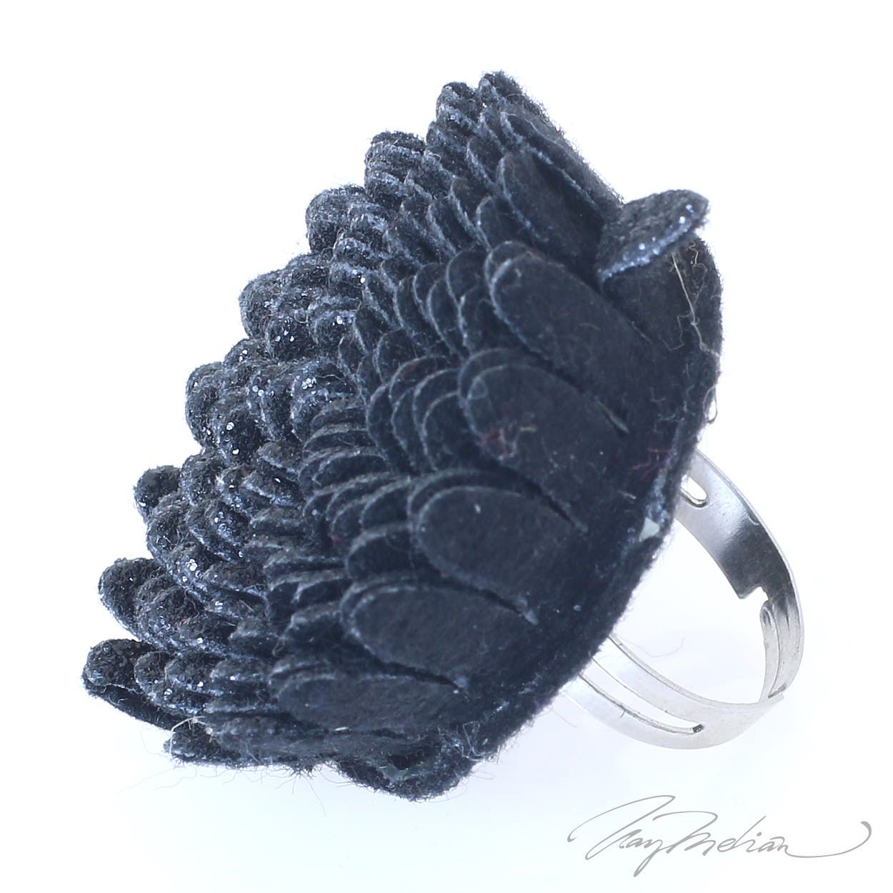 Anillo de Flor de Tela de fieltro Negro FLORFIE de la Colección CORONA - Imagen 2