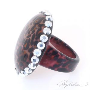 Anillo de Metacrilato CIR3ZIR de la Colección CORONA VENCIDA