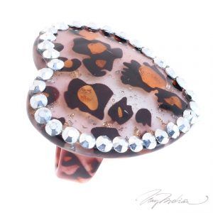 Anillo de Metacrilato CORAZ1 Animal Print de la Colección CORONA VENCIDA