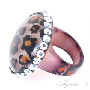 Anillo de Metacrilato CiR1ZIR1 Animal Print de la Colección CORONA VENCIDA