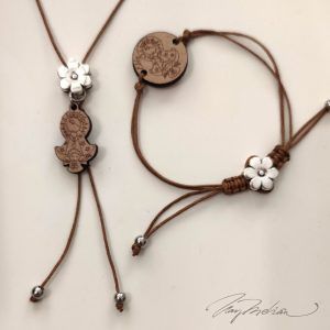 Collar y Pulsera ajustable Virgen de Guadalupe. Personalizable